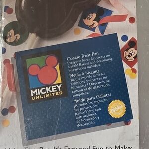Wilton Mickey Mouse Cookie Treat Pan
